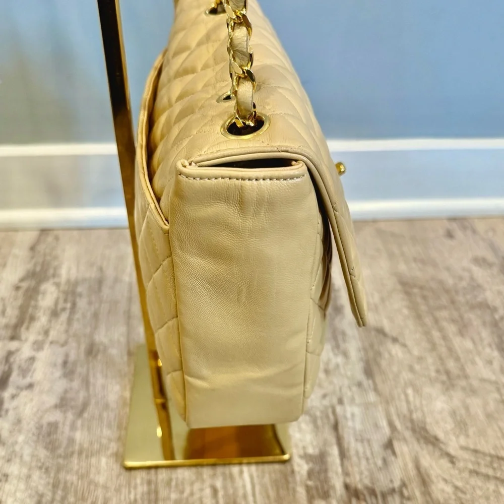 *RARE* Vintage Chanel Flap Bag, 24krt gold plated (Coco trademark relaunch)